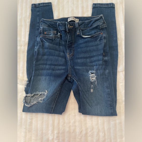 jeans - Picture 3 of 4